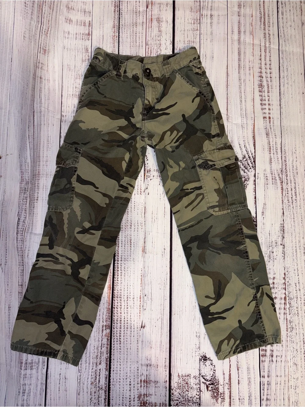 Boy’s Wrangler Size 10 Slim Camouflage Cargo Pants